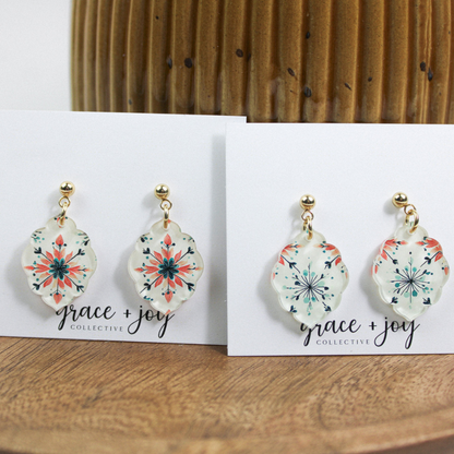 Retro Watercolor Snowflake Scalloped Earrings - Dangle image 0