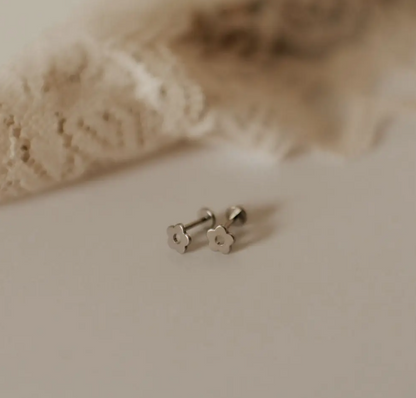 Flower Flat Back Studs