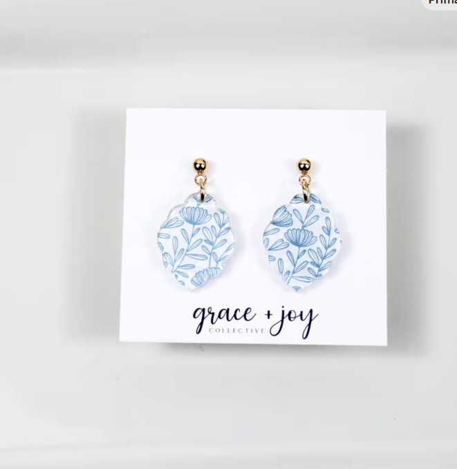 Scalloped Wildflower Floral Earrings