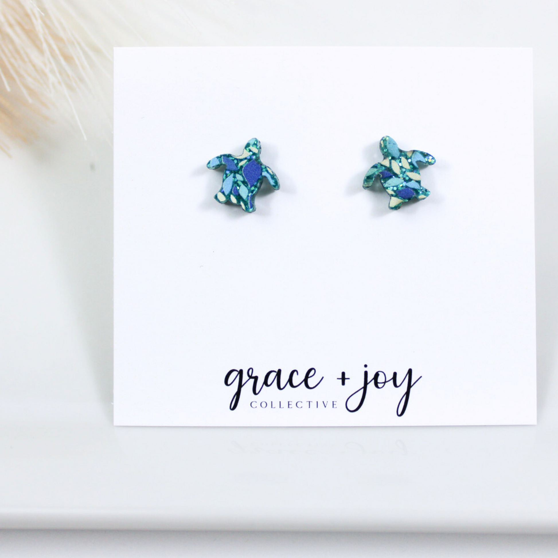 Glitter Turtle Stud Earring image 3