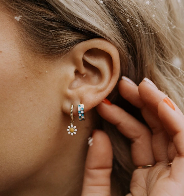 Checkered Hoop Earring - high quality gold filled image 3